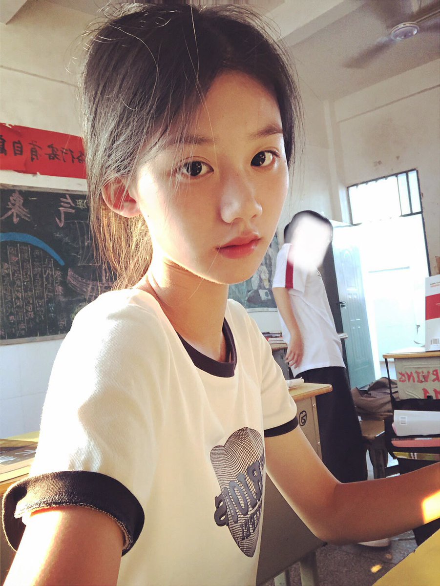 KissM6487's tweet photo. #女高 #女高中生 #清纯女高 #学生妹 #高中生 #高中女 https://t.co/NOlJDuT8mg