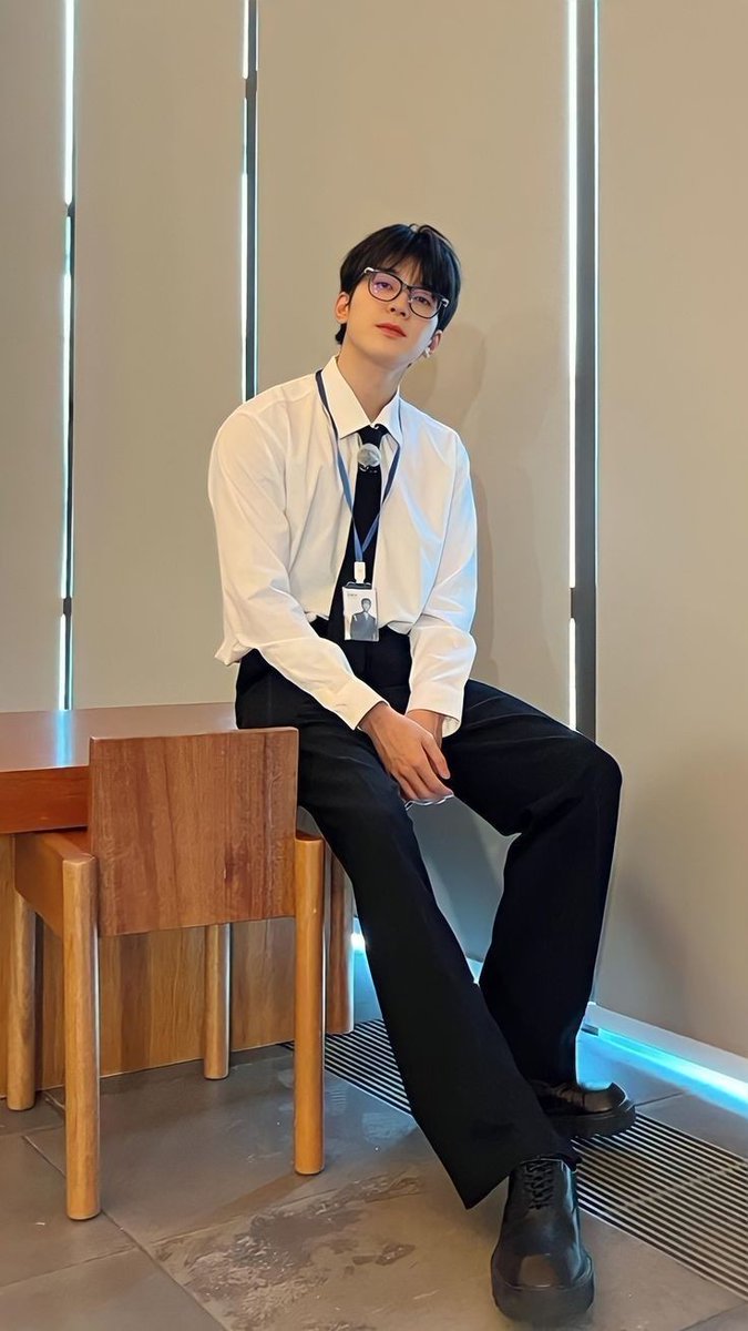 FnfFinn's tweet photo. Ganhei uma promoção ♡ https://t.co/HRWHhVWzru