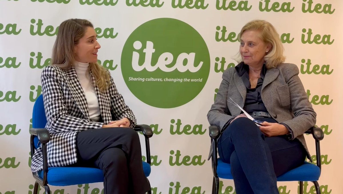 ITEA_idiomas's tweet photo. Entrevistamos a Ana Delgado CEO de @TheValleyDBS y alianza de colaboración con #iteaidiomas. Aprovecha el 30% dto en el máster PADDB+ (Programa de Alta Dirección en Digital Business) 😉https://t.co/NvETNGOOlp https://t.co/nFdcBzvx9l