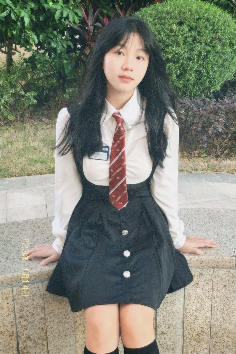 KissM6487's tweet photo. #女高 #女高中生 #清纯女高 #学生妹 #高中生 #高中女 https://t.co/KXJFDo0rBq