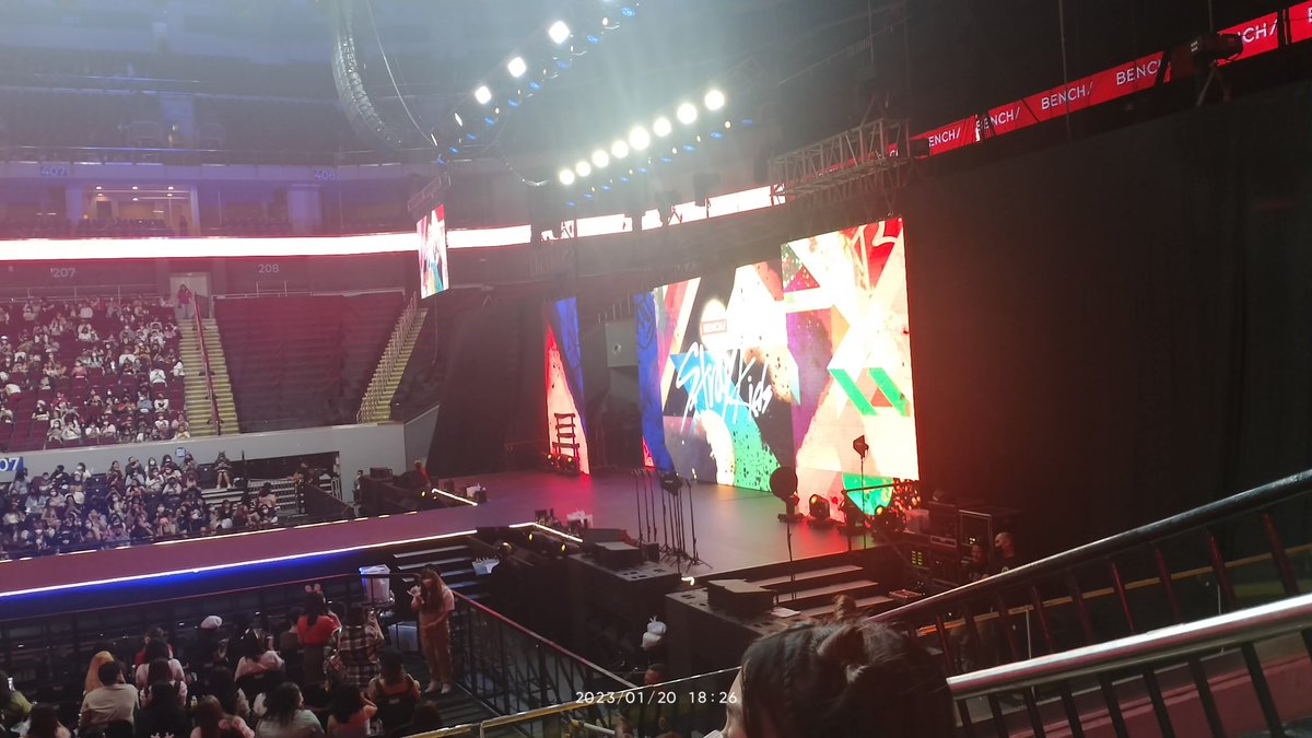 crazyann22's tweet photo. mga bieeeee labas na jannnnn,dito na me  🥺💖
#BENCHxSTRAYKIDS 
#StayWithBench https://t.co/UhRUFWjHeS