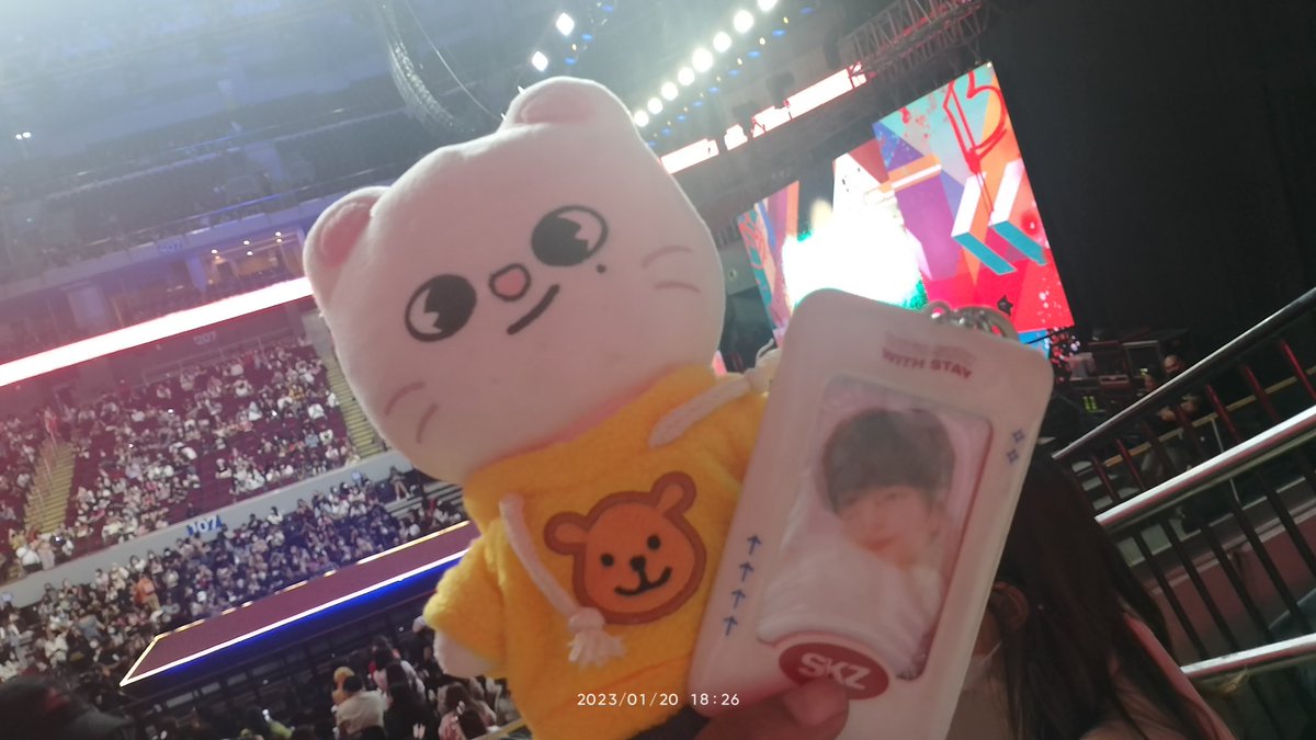 crazyann22's tweet photo. mga bieeeee labas na jannnnn,dito na me  🥺💖
#BENCHxSTRAYKIDS 
#StayWithBench https://t.co/UhRUFWjHeS