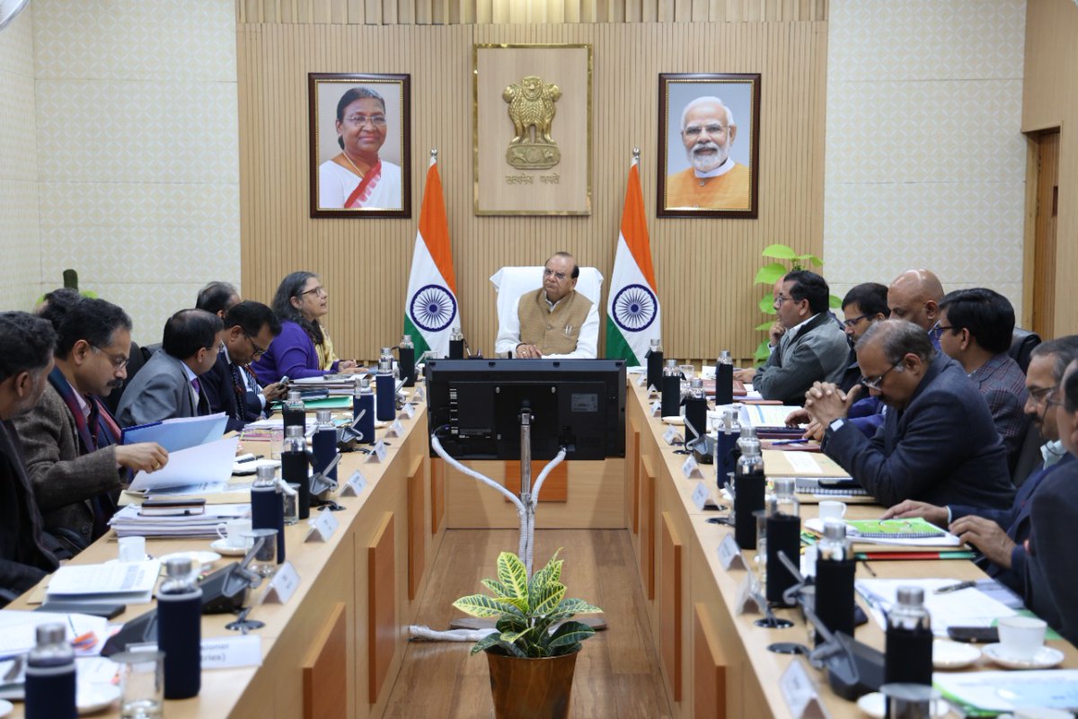 LG Delhi on Twitter "Chaired the 1st Meeting of the High Level