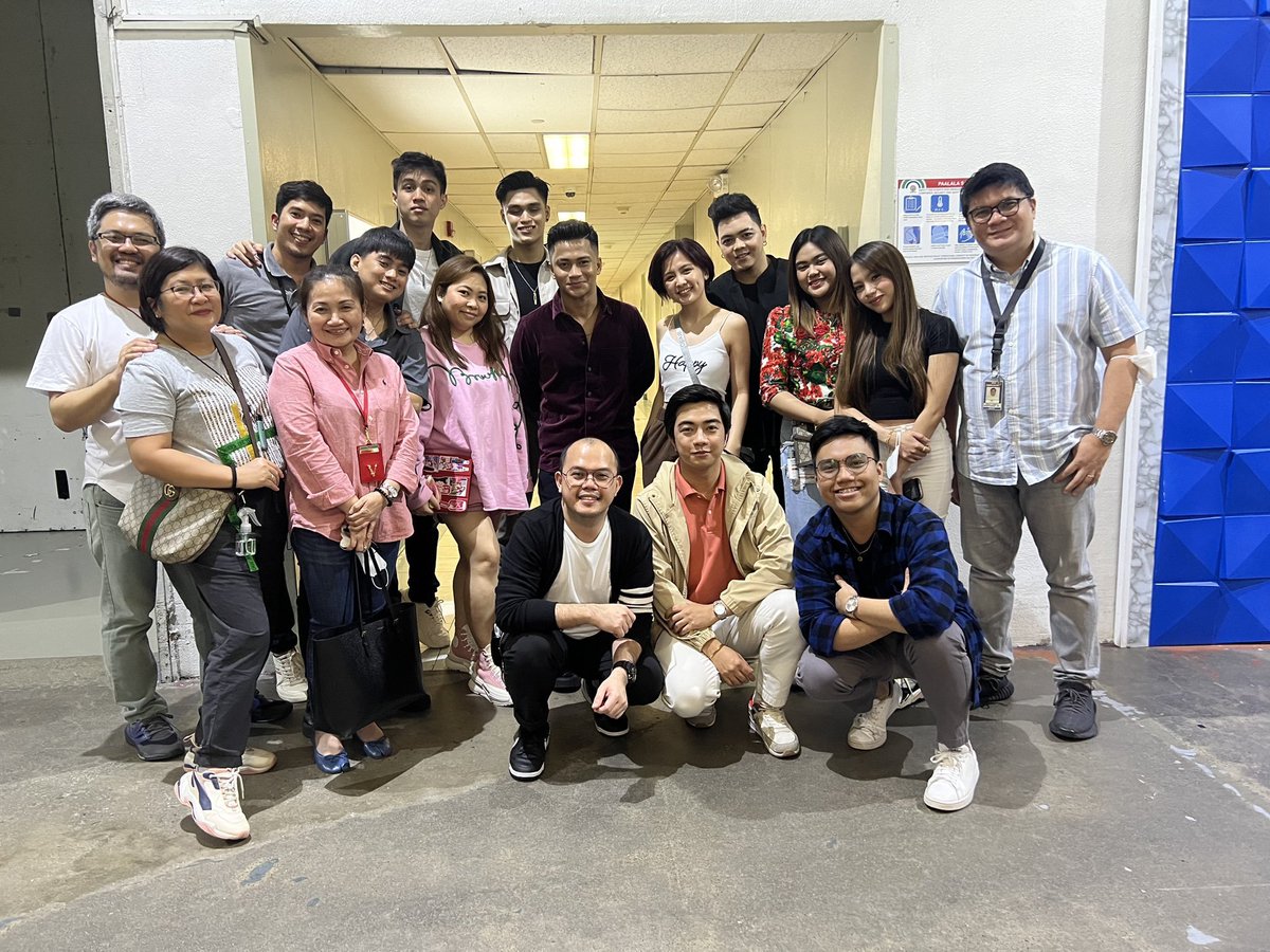 atemongshaii's tweet photo. WELCOME TO POLARIS, IDOLS! 💙
#IdolPH2 Hopefuls – Khimo, Kice, Misha, Bryan, Drei, Ann, Trisha, and PJ officially join the roster of talents for Star Magic's Polaris headed by Mr. Reily Santiago. #PolarisStarMagic https://t.co/BjCrf5IcHZ
