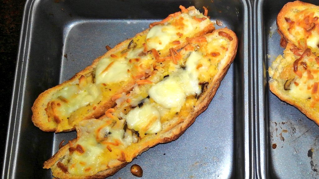 かぼちゃの殻詰めパルメザンチーズソースのレシピ