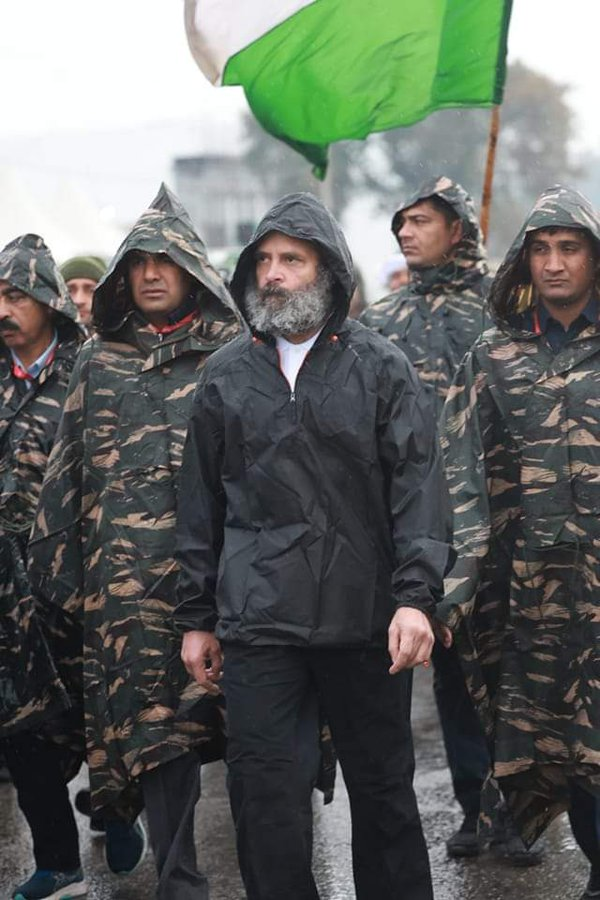 vanitajain21's tweet image. Change of plans !!

PM बनना Cancel 😜!

#thandi