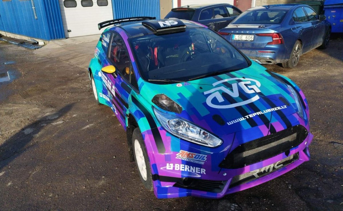 Los #N5RMC que han llegado a Lituania van cogiendo color.
Esta es la decoración que lucirá el Ford Fiesta de Rokas Steponavičius  en el Campeonato de Lituania de Rallyes esta temporada.
#RMCMotorsport