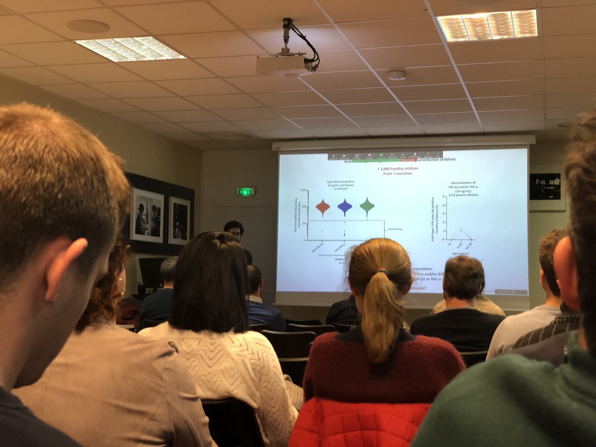 nic_weiss's tweet photo. Superbes présentations à la 2e journée d’infectiologie de l’Institut Maurice Rapin ! Ici Paul Bastard @casanova_lab sur les anticorps antiIFN 🤩 #MIR #infectio @La_SRLF @NicolasdeProst1 https://t.co/r4zL80aSGw