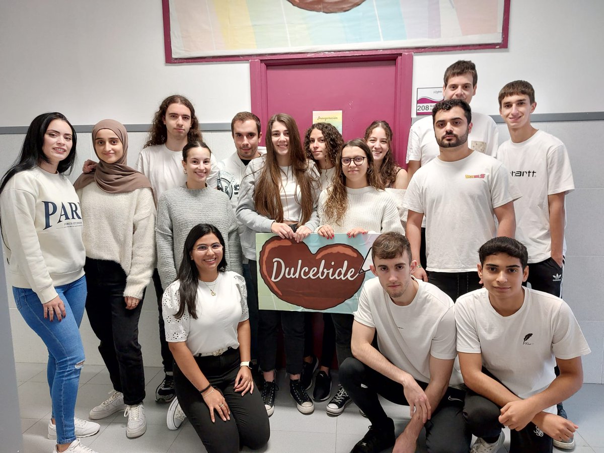 dulcebide's tweet photo. Hasta aquí llega Dulcebide, ¡muchas gracias por acompañarnos en este proyecto!💙 https://t.co/SLhWdYXnN8