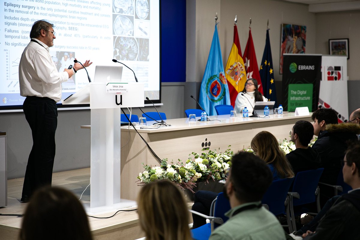 HBP_Education's tweet image. The last keynote at #HBPSC2023 is held by @ViktorJirsa about #Multiscale brain modelling for clinical translation in @EBRAINS_eu 🧠