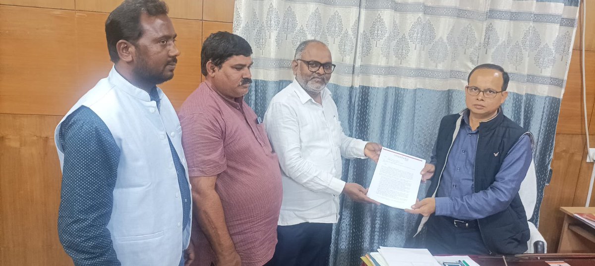 Atmashakti3's tweet image. Our fact-finding report on education in Chhattisgarh was shared with the Education Minister, Honorable Premsai Singh Tekam, other relevant authorities, and various media houses.

Education cannot wait. Act Now!

#learningrecovery #bridgethegap #educationcannotwait #rte
@12_baje