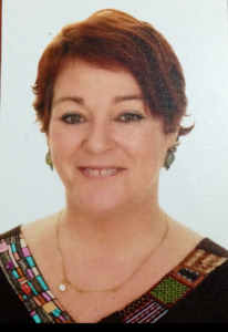 En #RetratEDIA🧑‍🎤hoy os presentamos a María Adela Camacho Manarel <a href="/camachomanarel/">María Adela</a> 
🙋‍♀️‍En su búsqueda de una educación inclusiva, hoy quiere confesar que es #REAdicta. 
👩‍💻Compromiso permanente con #proyectoEDIA #REApower🧵