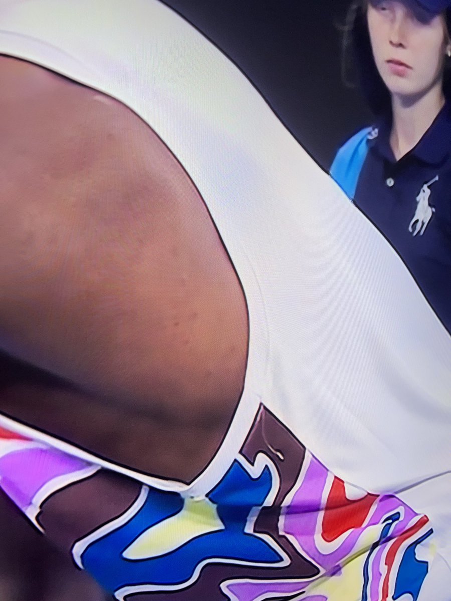 bamslade311's tweet photo. Why @FTiafoe lost the #AustralianOpen 🤦‍♂️ https://t.co/QctG6TQgbH