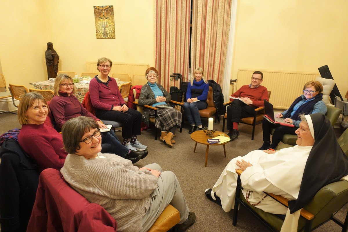 DomSrStJoseph's tweet photo. Over the past few months, Sr Veronica has been guiding a group who are seeking to become lay Dominicans. Please pray for them as they continue their journey of discernment and formation in the spirit of our Holy Father St Dominic! 
#laydominicans #community #catholic #dominican https://t.co/xaasyQ3fFN