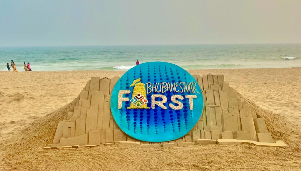 BMC on Twitter "Beautiful sand art by International Sand Artist