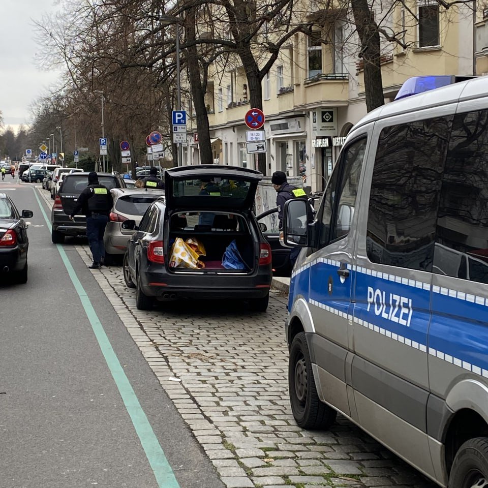 Polizei Berlin tweet media