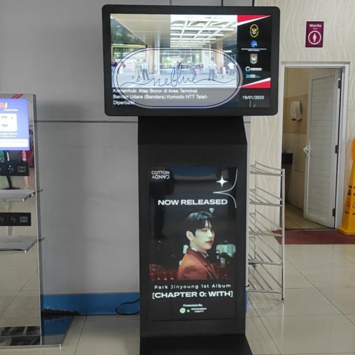 neblue_project's tweet photo. #NeblueProject

#ParkJinyoung 1st Solo Album [by youngandlynn X INDONESIA IGOT7]

📍 93 Stasiun
<Stasiun Kranji &amp; Stasiun Klender>
.
.
Video &amp; photo © Neblue Team

#LEDAds
#kpopads https://t.co/wT1sRI4BTq