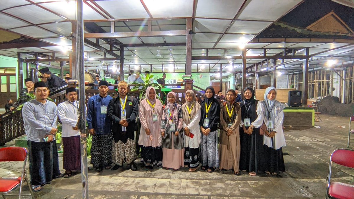 Begitu juga 
santri putri  Grobogan juara 2  lomba Hifdhul Alfiyah porseni NU 2023