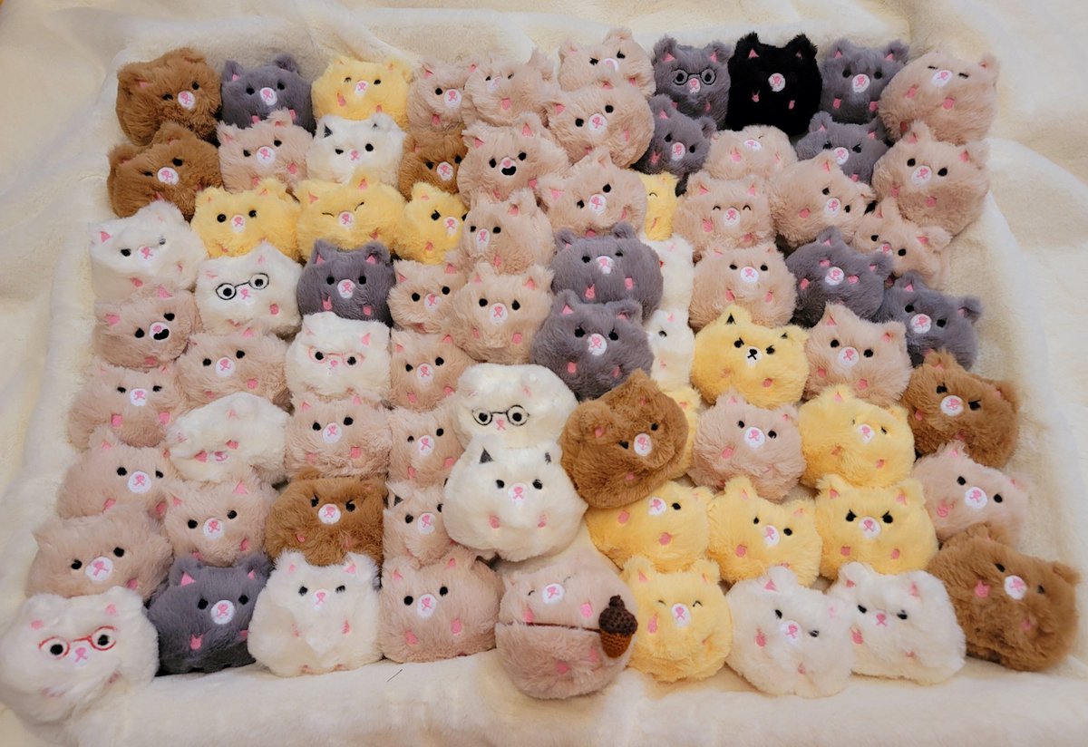 미니뚱햄찌 팔로우알티이벤트!
팔로우+알티 해주시는 한분께 미니뚱햄찌 보내드려요~

1월 27일까지
당발 1월 28일 공지후 디엠 드려요~
사칭계정 조심하세요🤗