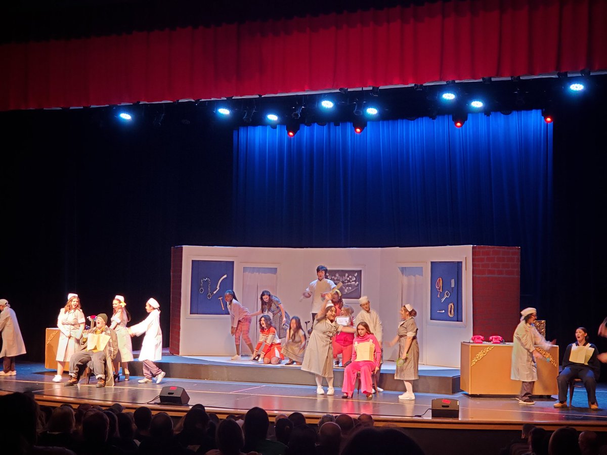 AbirOthman's tweet photo. Bravo to the cast &amp; crew of Little Shop of Horrors @AndrewHS_d230! So much talent! You can still can catch the show tonight and tomorrow! @musicmoan @VjaDrama
#BoltUp https://t.co/D5SmD4jYRE