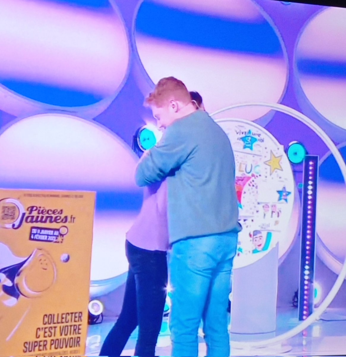 Patrick BERTAUX 🇨🇵😷⭐⭐ on Twitter "📺 12CoupsdeMidi Il leur a souhaité quand même "bonne chance