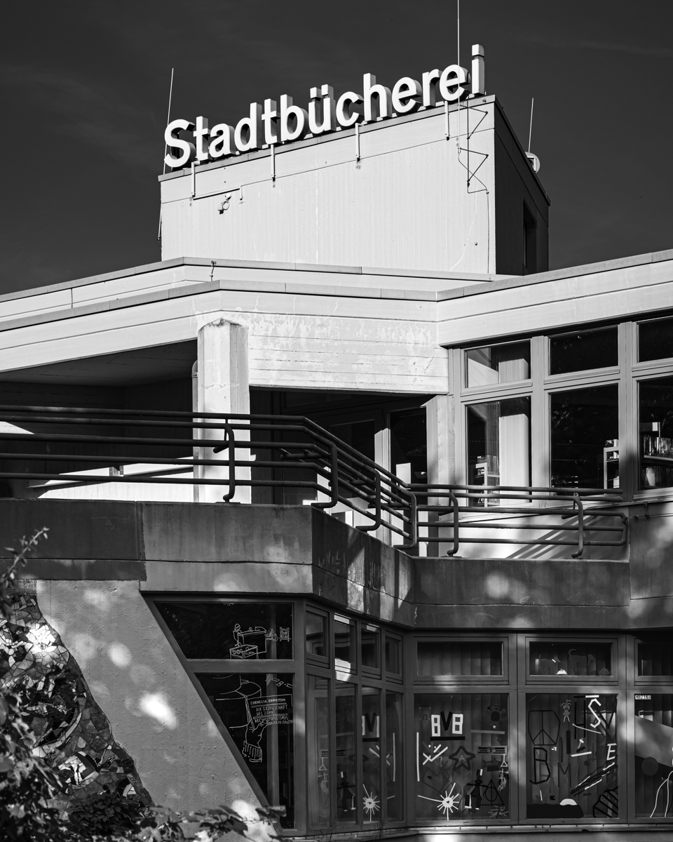 Berlin Modern tweet media