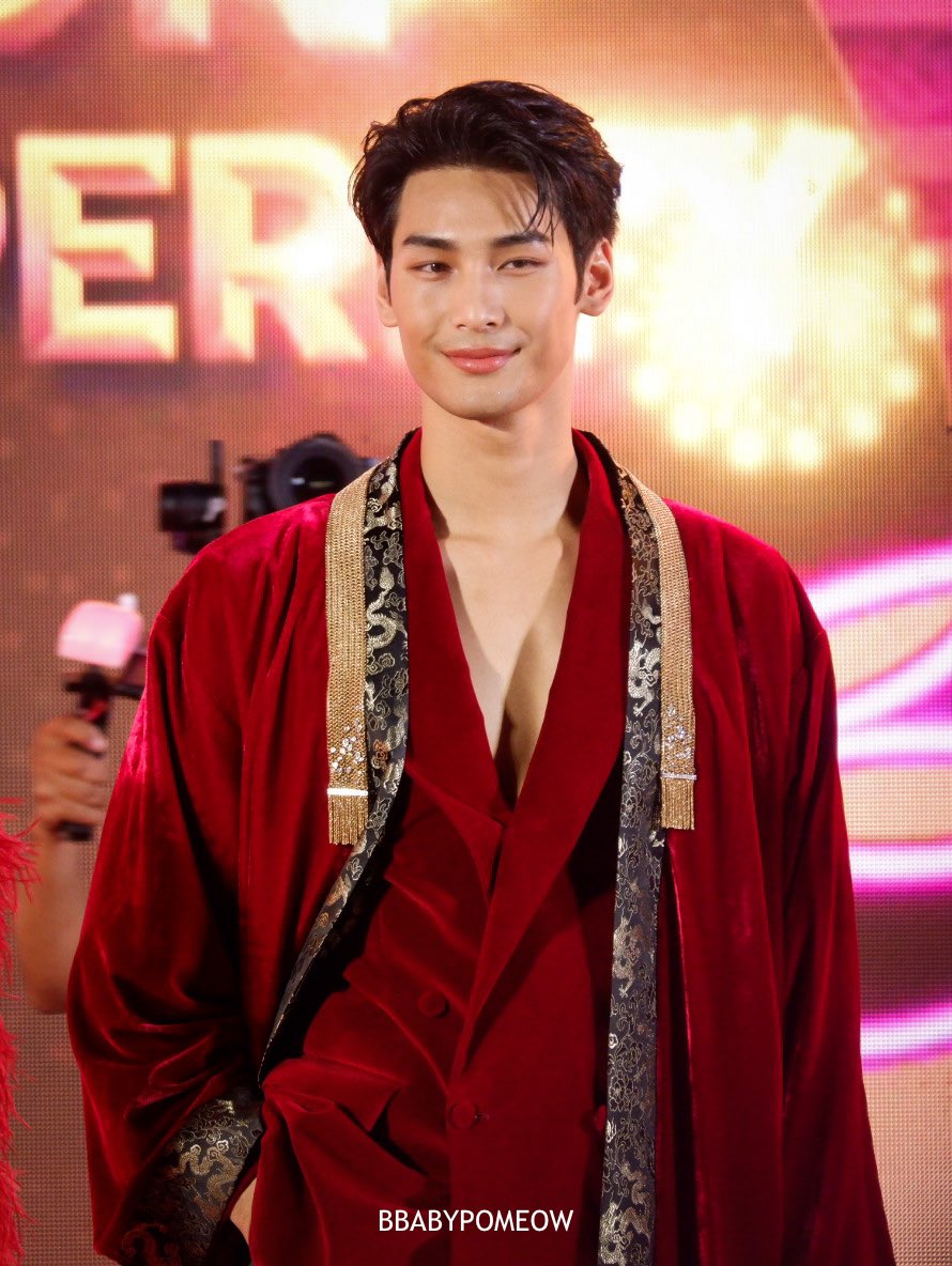 เหมียวฉิน tweet media
