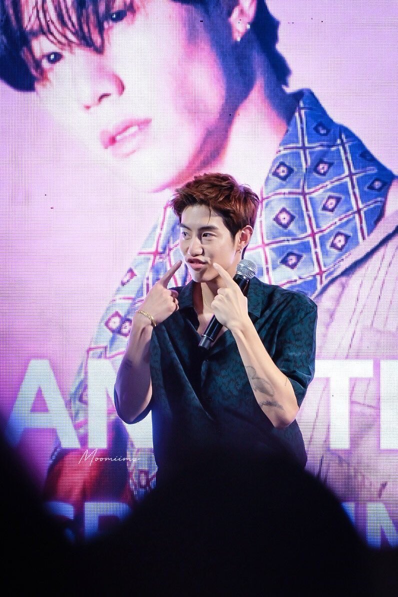 🚨ทีม #SupportForMarkTuan ชวนสะสม แท็กให้มาร์คค่ะ

Mark Tuan the other side
#theotherside #faraway #마크투안  #MarkTuan #段宜恩 <a href="/marktuan/">Mark Tuan</a> <a href="/dnaofficial/">DNAOFFICIAL</a> <a href="/GOT7/">GOT7 (갓세븐)</a> #갓세븐 #GOT7
🙏ขอบคุณเจ้าของภาพด้วยนะคะ