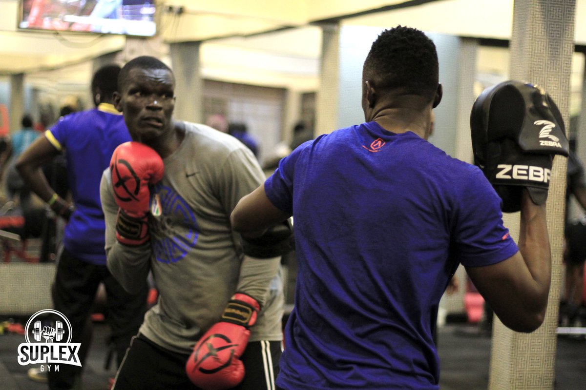 suplexfitnessug's tweet photo. Do you know the benefits of Aerobxing🥊🤩?Join our official sessions this Friday with Yo fav✅ boxing coach🥋Deno 7:00-8:30pm
#aeroboxing #spiring #boxing #workout #exercise #photography #gym #indoor #noturusualgym #weresuplexfitnessug🇺🇬 https://t.co/eozqi8BPUD