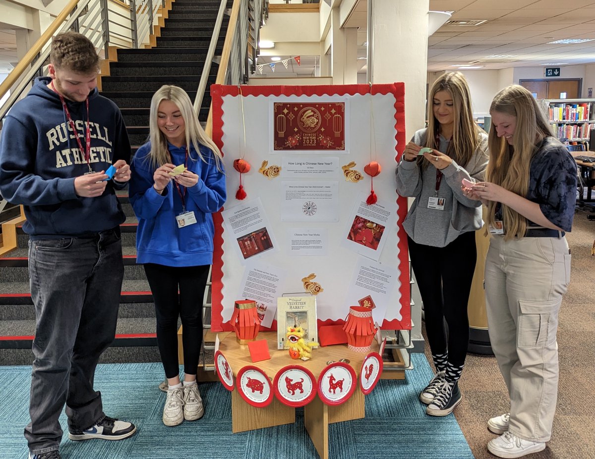 BSDCofficial's tweet photo. Health and Social Care learners have been finding out more about Chinese Lunar New Year customs, including red envelopes, lanterns and fortune cookies through a display located in the LRC at our Town Centre Campus! #BSDC #Chinesenewyear https://t.co/d2DGwo1TiP