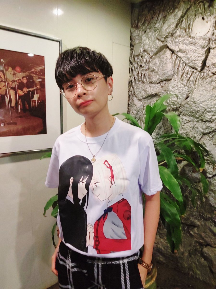 sianaelorde's tweet photo. I am such a big fan of Lycoris Recoil so I wore the ChisaTaki fan art shirt I made during our Live Performance on TV 🤣💕 @asaura_seizon
@imigimuru
#リコリコ #ちさたき #lycoris_recoil #LycorisRecoil @RAVE_Elorde https://t.co/LzUjC7KUTo