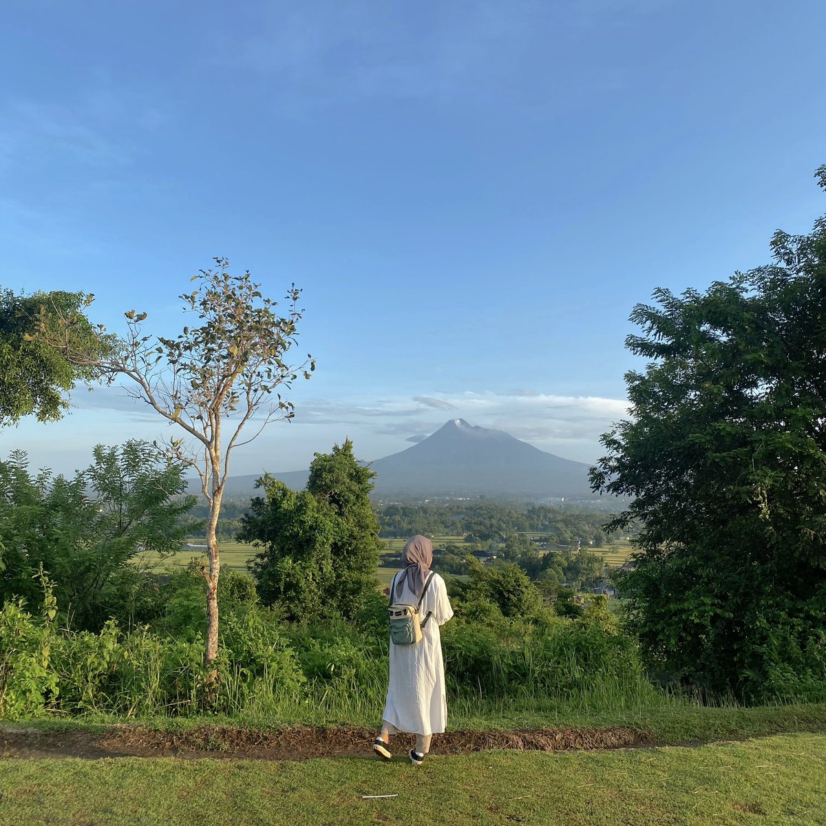 elllsssssss's tweet photo. 5 rekomendasi wisata alam di Jogja yang wajib dikunjungin biar liburannya ga ke Malioboro terus!

Jangan lupa 🔁 dan ❤️ buat referensi liburan kamu ke Jogja!👋🏻 https://t.co/rk7raqyby1