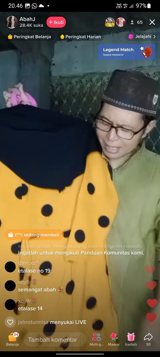 saturnuszszz's tweet photo. @tvindonesiawkwk Dari pada nontonin orang ngemis online, mending nonton beliau2 ini gaess. Mending support orang2 yg mau berusaha bukan ngemis https://t.co/l5NfsudirP