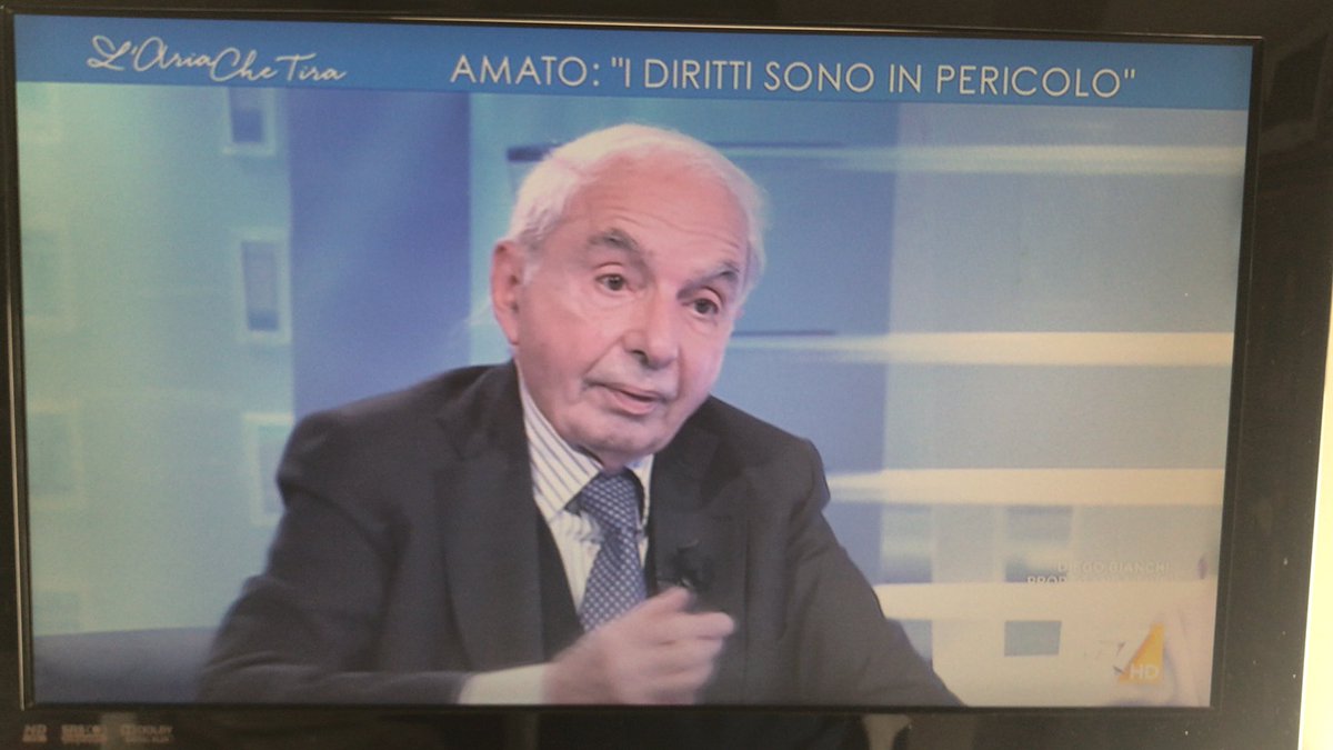 Anch’io, caro #GiulianoAmato, ho buona memoria…il termine “Prelievo forzoso” me lo ricordo sa ⁉️
#lariachetirala7