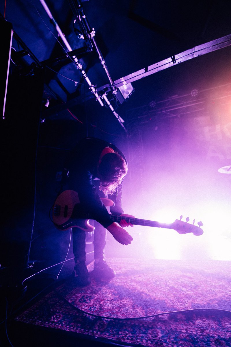 HoldingAbsence's tweet photo. Oxford last night was a show we’ll never forget - thank you to all who came down and made that one of our favourite shows to date!

Tonight we’re playing Leicester, and it has just sold-out too! So let’s make this another night to remember. See you soon.

📸 @bethanmillerco https://t.co/Q91ueosZCD