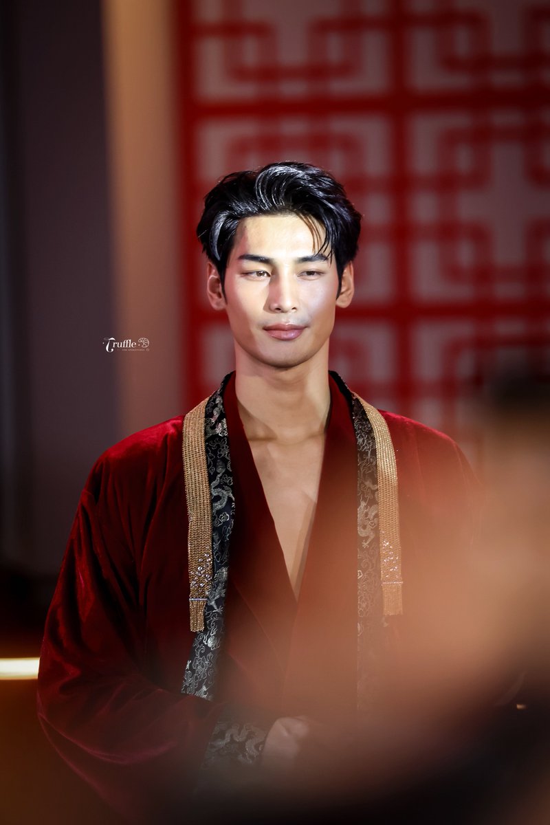 ttruffle_'s tweet photo. A movie has played out in my mind.🥹

#SiamParagonCNY2023xAPO
#Nnattawin
@Nnattawin1

{ #ttrufflepics } https://t.co/Wmv5ceLdZL
