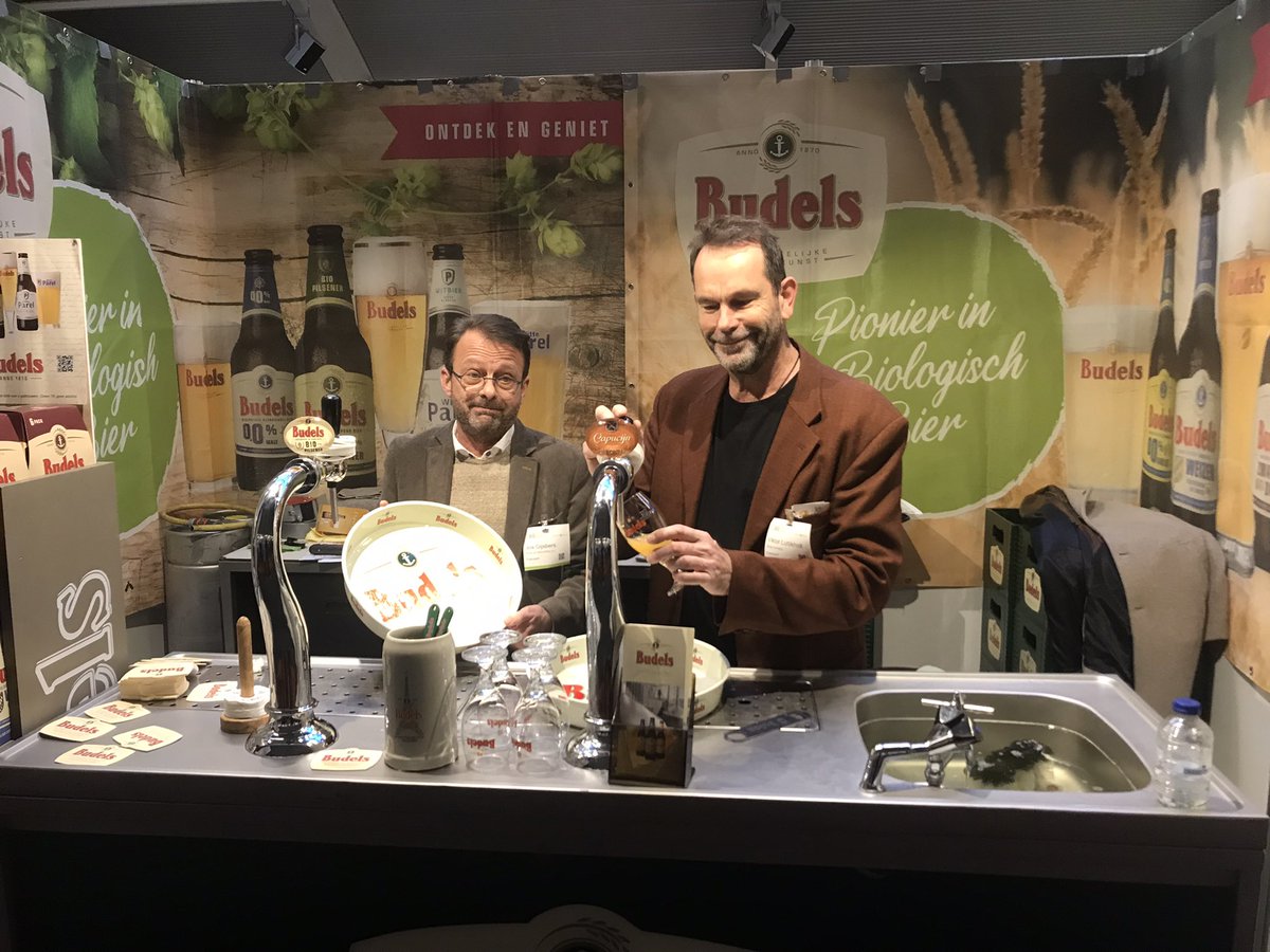 stopcontact's tweet image. Afgelopen woensdag heb ik ook de #Biobeurs bezocht in de Brabanthallen. Tevens deelgenomen aan het Biobeurs-diner. Op de beurs was een geweldige sfeer, uitnodigende stand, heerlijke proeverijtjes. Vele contacten opgedaan! 
Compliment aan de organisatie! @Buildingonevent