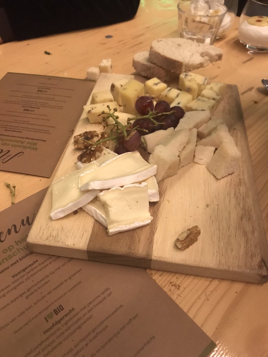 stopcontact's tweet image. Afgelopen woensdag heb ik ook de #Biobeurs bezocht in de Brabanthallen. Tevens deelgenomen aan het Biobeurs-diner. Op de beurs was een geweldige sfeer, uitnodigende stand, heerlijke proeverijtjes. Vele contacten opgedaan! 
Compliment aan de organisatie! @Buildingonevent