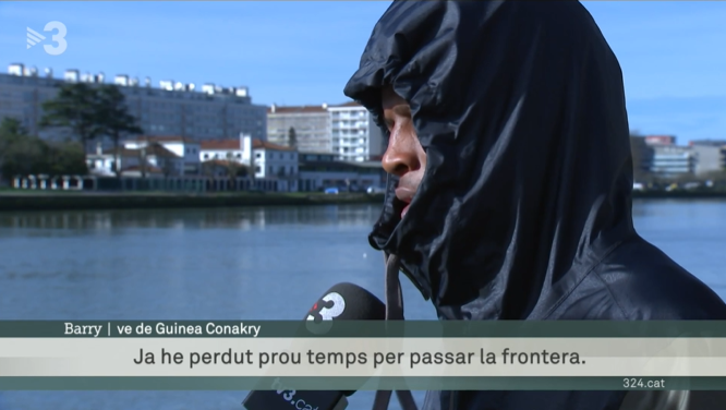 FerranMorenoG's tweet photo. La frontera França-Espanya no és tan mediàtica però també hi ha morts de migrants. Tots amb aspiracions d'arribar a França i escapar de la misèria. Ofegats: 5 al Bidasoa. Atropellats: 3 a Euskadi Nord, 2 a Catalunya Nord i 1 a Portbou. Amb @bernatrexach https://t.co/YJhuBfcPpp https://t.co/aiWqKf9MUS