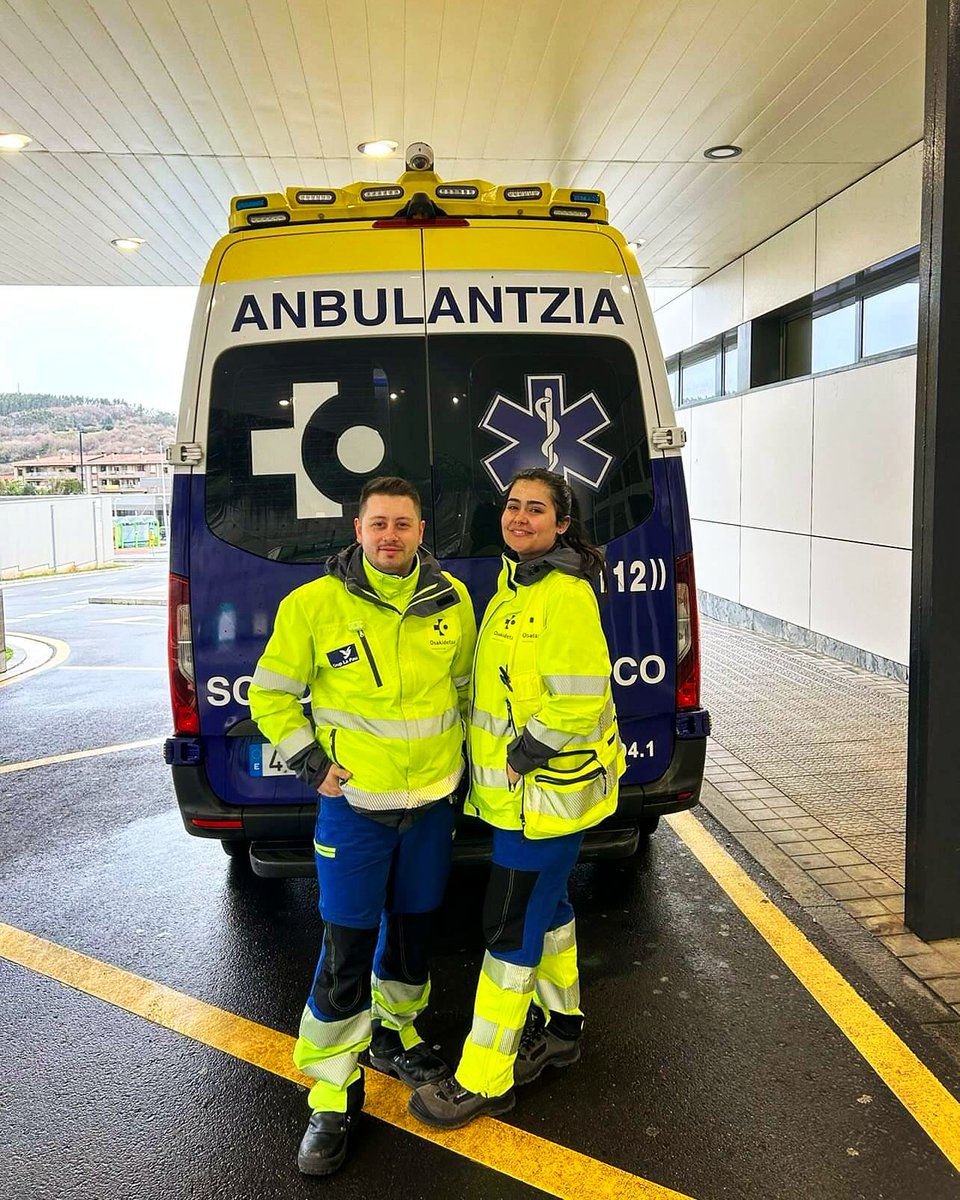 Hoy os presentamos a @gsoto_96 y a <a href="/larri_martinez/">Larri martinez </a>, dos jóvenes del equipo de la RTSU Bizkaia 👏🚑🕊️

#gruplapau #40años #cooperativa #1983 #2023 #1983a2023