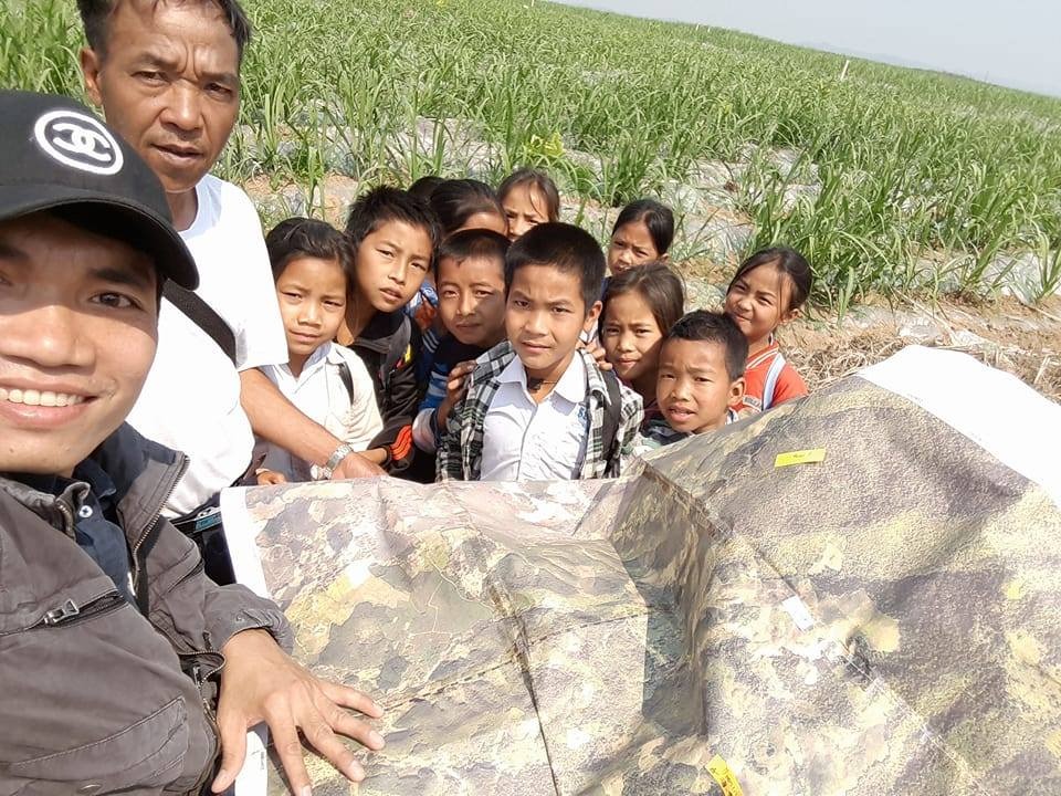 julie_gwen's tweet image. I’m immensely proud of @CDEunibe PhD student @phokham, for his #participatorymapping effort, collecting empirical data on annual land use at the plot level with local land users. The overall methodological approach is documented in an earlier pub here: bit.ly/3J18cgu #2