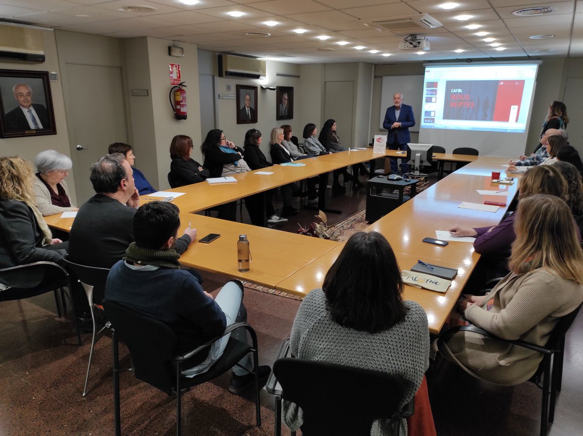 Reunió de l'equip executiu del #CAFBL per presentar els nous #objectius que marcaran aquests propers anys i sobre els quals treballarem per oferir els millors serveis als nostres #AFcollegiats.