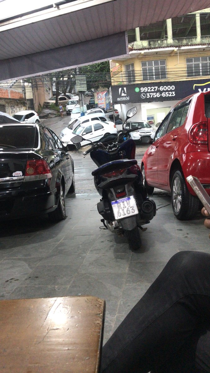 CoutinhoAl_00's tweet photo. Bom dia rpzd, na noite da última quarta feira eu e meu parceiro fomos assaltados no bairro do são bento - Duque de Caxias (próximo ao lote xv). Se alguém souber de alguma informação entre em ctt com a gnt pfvr 🥺
A gnt tinha apenas uma semana c a moto 😔 https://t.co/FIOuNLzMUh