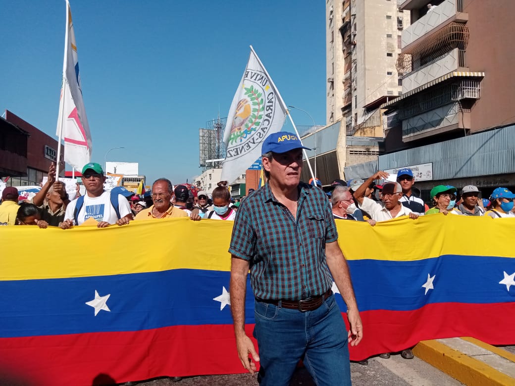 ASTA04041425's tweet photo. #Enero23  #VenezuelaSinSalario, una vez más 19 de enero los universitarios demostraron capacidad de lucha,acompañados de Maestros,Educadores, Trabajadores de la Salud Vecinos y otros sectores d del Estado #Aragua en la Gran Jornada de Protesta Universitaria. https://t.co/6H42ZEP8Yo