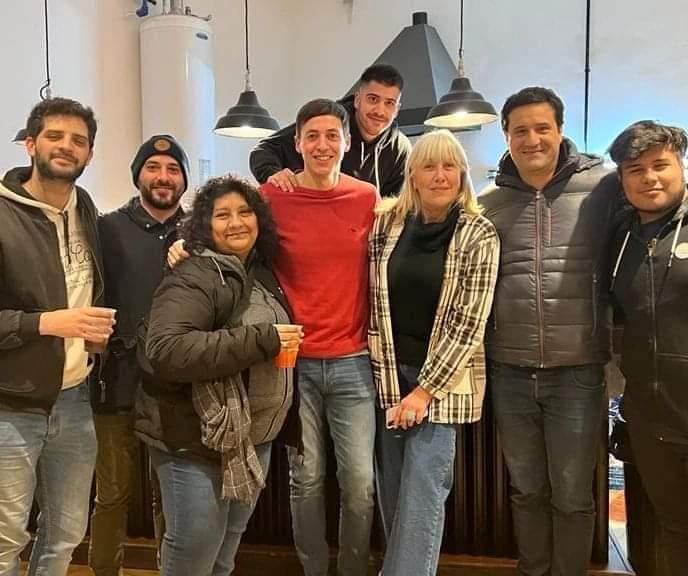 Empieza a cambiar la Provincia
Hoy 19 hs - 0nce Unidos
#MaxiAbad2023 
<a href="/MaxiAbad/">Maxi Abad</a> 
<a href="/ucrmdpbatan/">UCR Mar del Plata Batán</a> 
<a href="/JRMdpBatan/">Juventud Radical Adelante Mar del Plata - Batán</a>