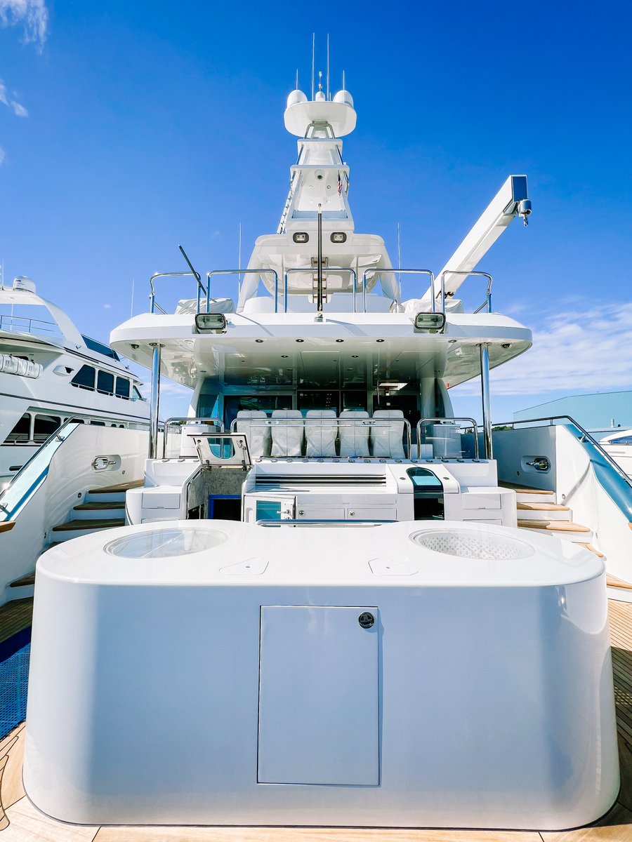 Stepping aboard these remarkable vessels NEVER gets old. 🤩 #flawless #luxury #yachtingworld #yachtingindustry