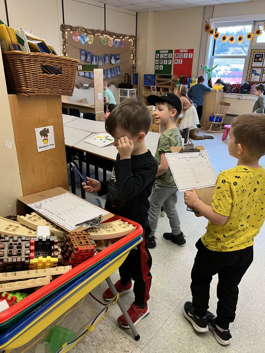 JenSkanes1's tweet photo. Writing the room with some new vocab for Chinese New Year celebrations! @stpetersprim_mp @NLESDLit #LunarNewYear2023 #ChineseNewYear #Kindergartenwriting #vocab #writetheroom https://t.co/yIKrtUokSG