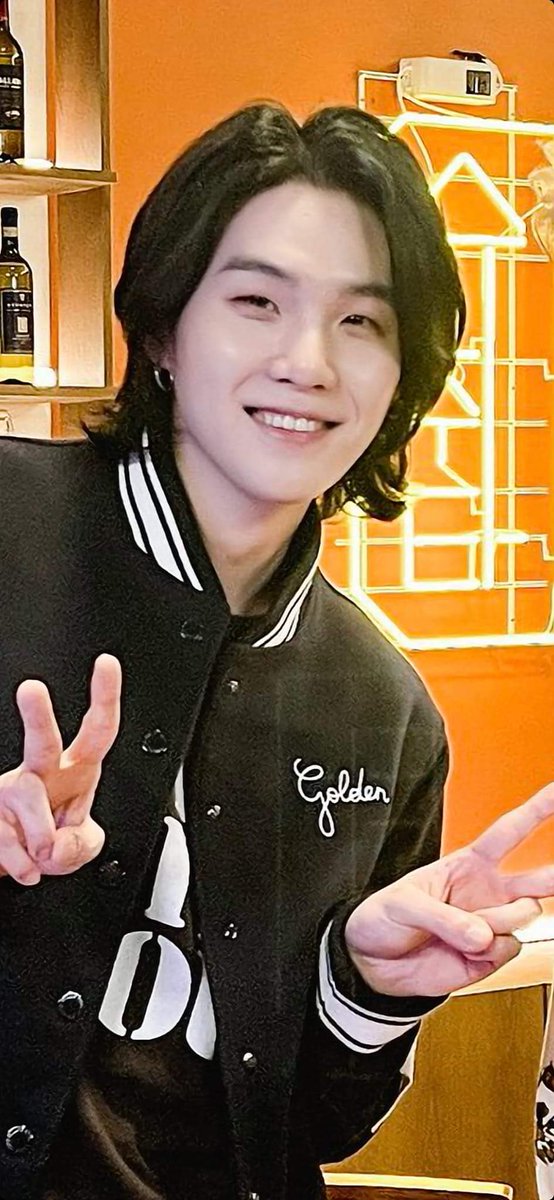 #ProtectSuga 
#WeLoveYouSuga 
#WeLoveYouyoongi