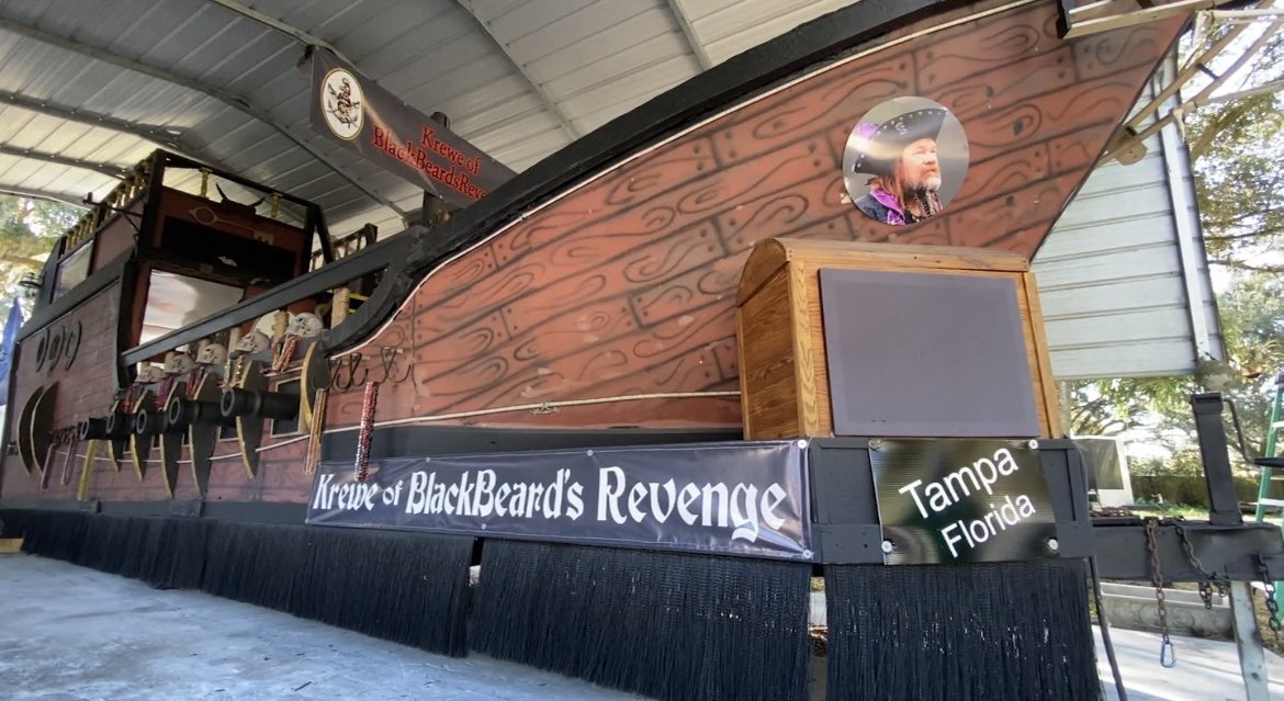 angie_angers's tweet photo. Tis the season! 🏴‍☠️ 

The Gasparilla Children’s Parade kicks off the pirate invasion festivities at 4 p.m. tomorrow. This is a chance for krewes to include their kids in Tampa’s annual pirate party. Air shows, preschoolers walk, and pirate-technics 🎆 scheduled too @BN9 https://t.co/BZBUPPvv69