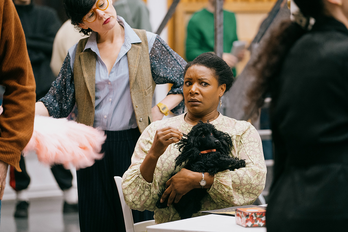 🎬#ONAriadne is in rehearsal! <a href="/Rodope/">Jorowipe</a>'s staging is set in a 1950s Italian studio, where two films are being made.

Here's preparations for the Prologue, where we meet all the characters... See more » bit.ly/ON-Ariadne